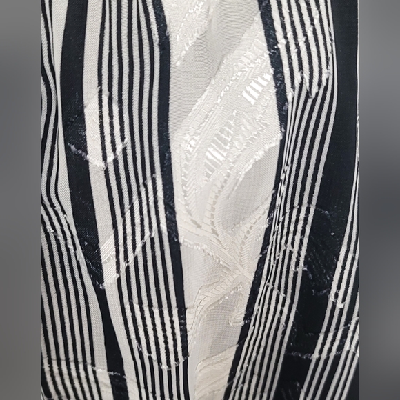 NWT | Roz & Ali | Long Sleeve On or Off Shoulder Blouse / Top | Size: M - Picture 4 of 7